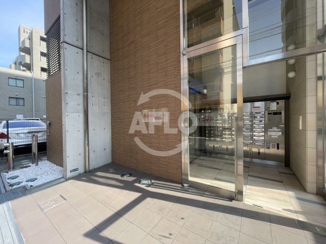 エントランス　ルーエ江坂　エントランス