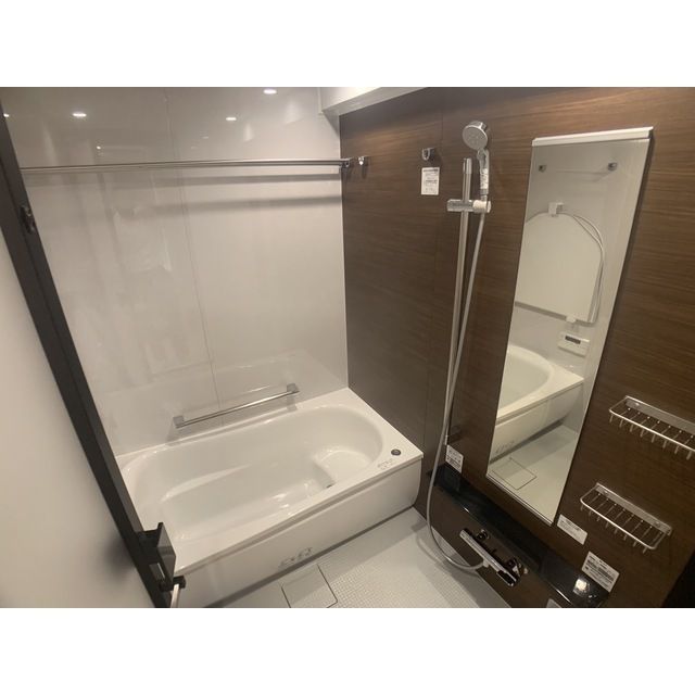 バス・シャワールーム　別部屋参考写真