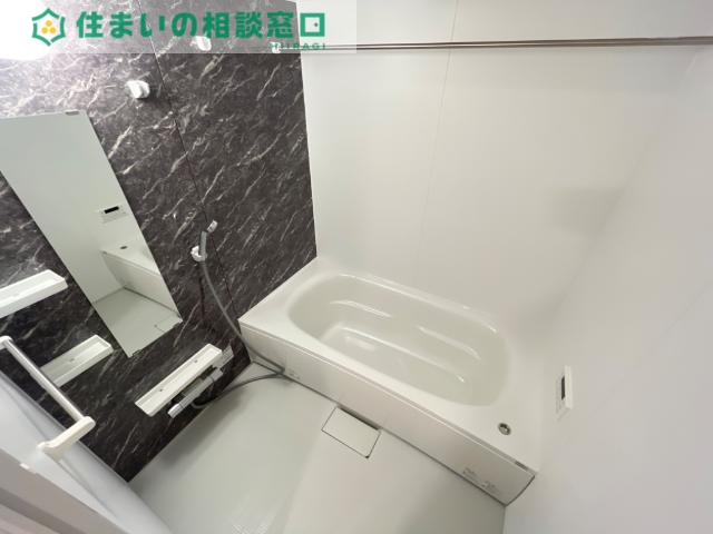 名鉄名古屋本線 矢作橋駅 徒歩14分 2階建 築1年の風呂写真