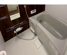 バス・シャワールーム　お風呂で日々の疲れを落としましょう