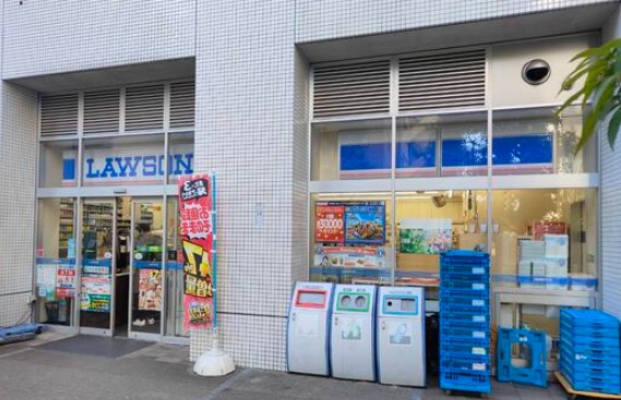コンビニ　ローソン 浜松町一丁目店（コンビニ）まで220m