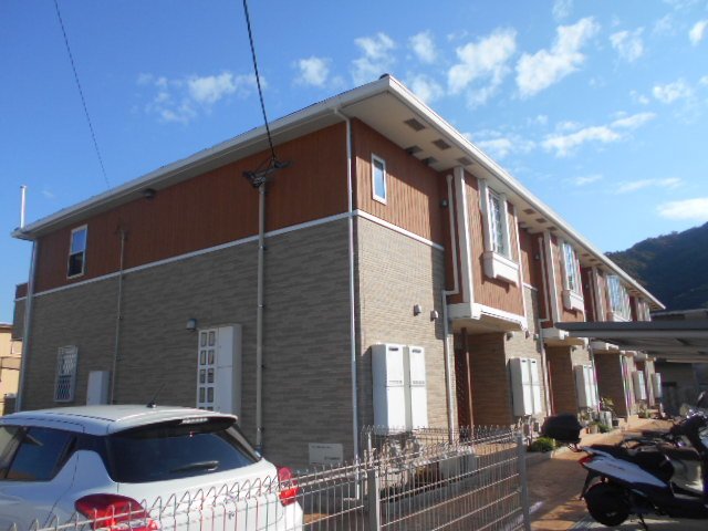 建物外観　落ち着いた雰囲気の外観です