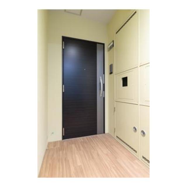 玄関　※写真は同タイプ住戸です。