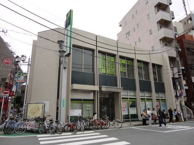 銀行　三井住友銀行（銀行）まで451m