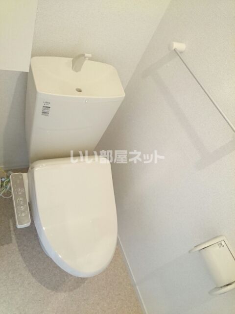 コンフォルト増楽Bのトイレ写真