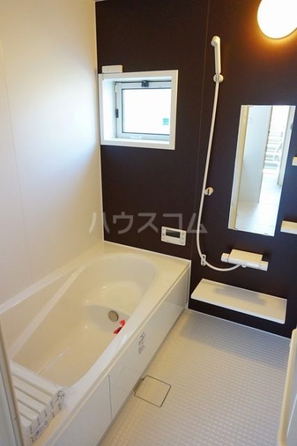 レ・クレールの風呂写真