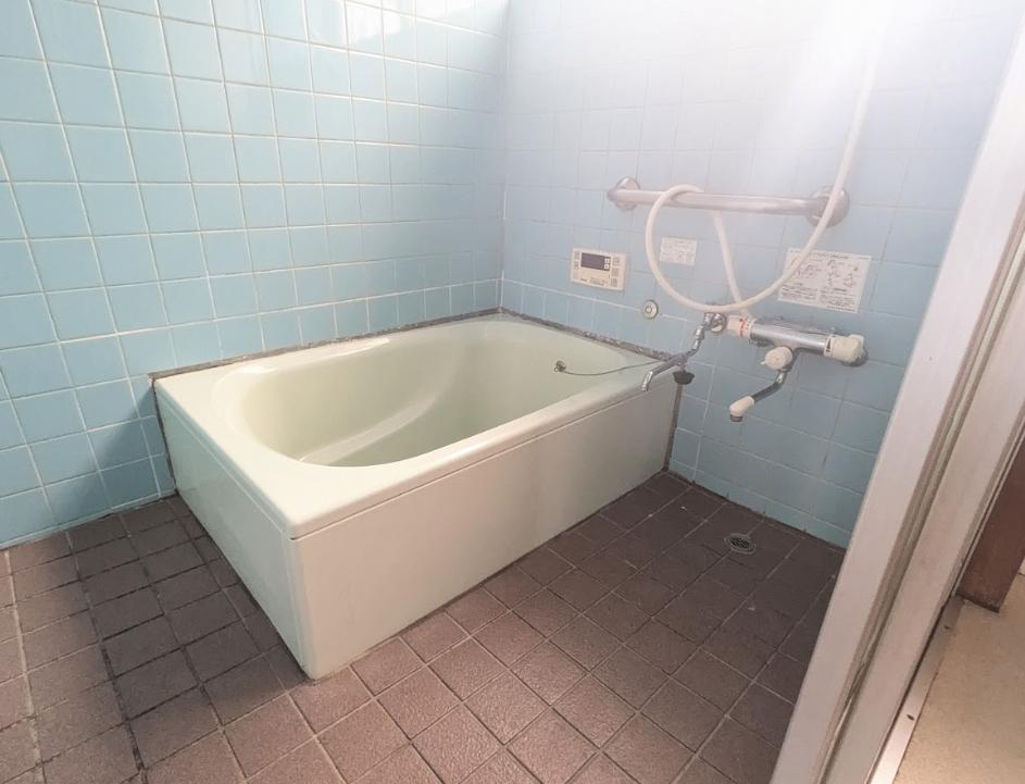 アルバプレイス亀川の風呂写真