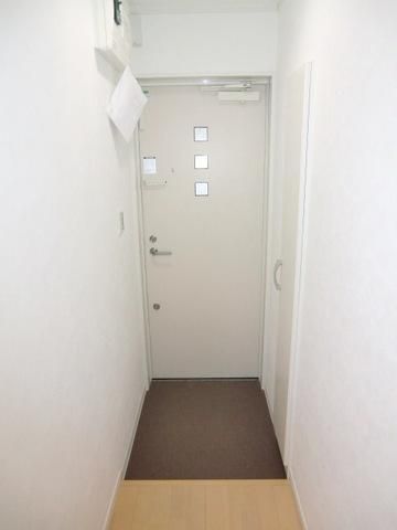 玄関　玄関シューズボックス