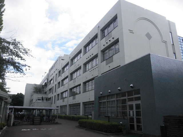 中学校　都立小石川中等教育学校（中学校）まで571m