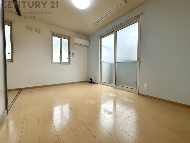 居室・リビング　エアコン付きで初期費用を抑えられます♪