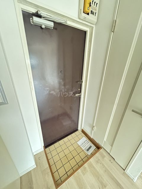 パレスハウインの玄関写真
