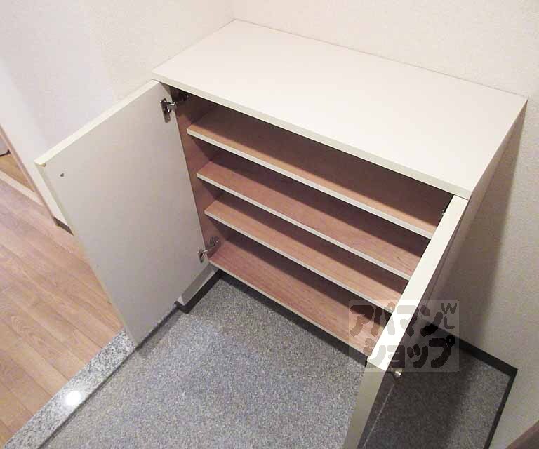 収納　シューズボックス完備です