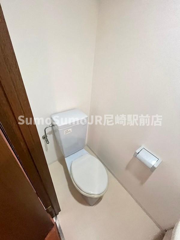 トイレ　落ち着いたトイレです