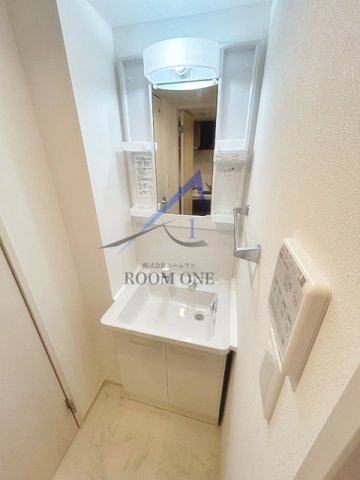 洗面設備　洗面台です。