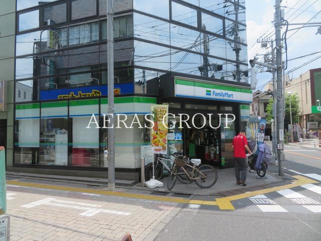 コンビニ　ファミリーマート 久我山駅南店（コンビニ）まで398m