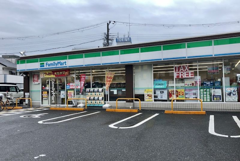 コンビニ　ファミリーマート 南開店（コンビニ）まで232m