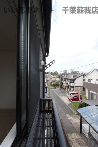 バルコニー　落ち着いた時間を過ごせるバルコニーです