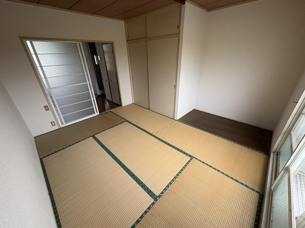 ガーデンハイツの居間写真