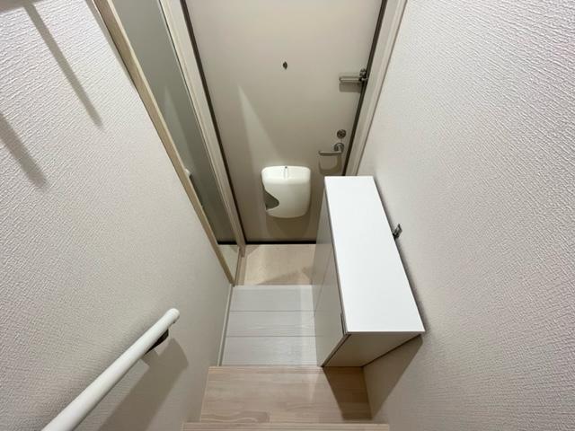 エイマレジデンスの玄関写真