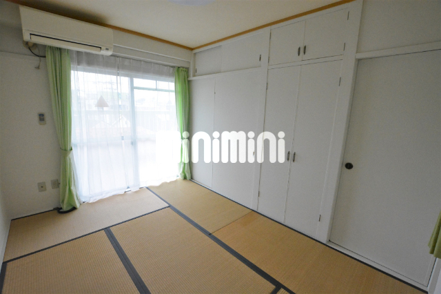 その他部屋・スペース　収納付きの和室です