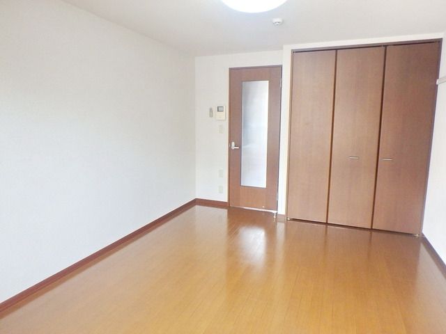 サンデューク恋ヶ窪IIの居間写真