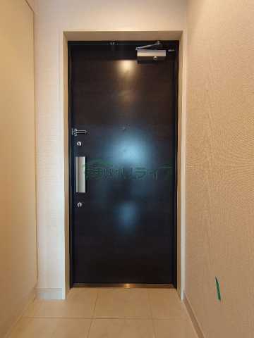 玄関　別部屋同間取り参考写真