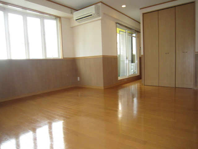 VERONAIIの居間写真
