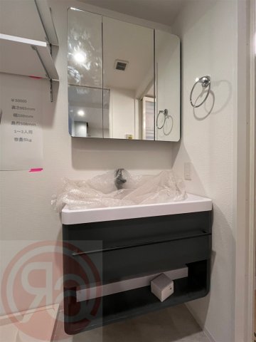 セレニテ難波グランデシュッドの内装写真