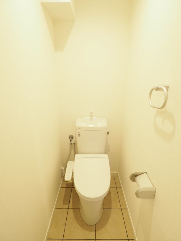 ＪＲ山手線 田町駅 徒歩7分 10階建 築21年のトイレ写真