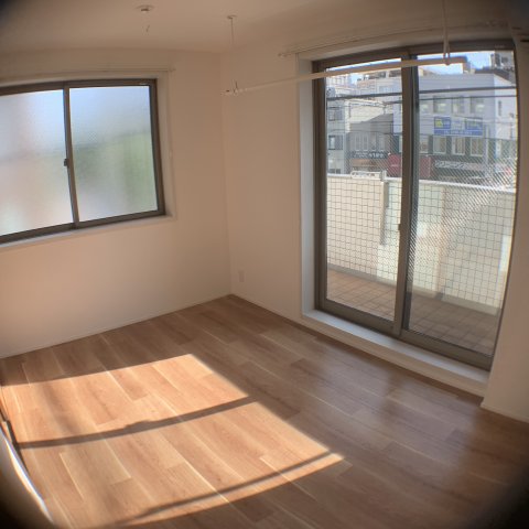 居室・リビング　２面採光の明るいいお部屋です！