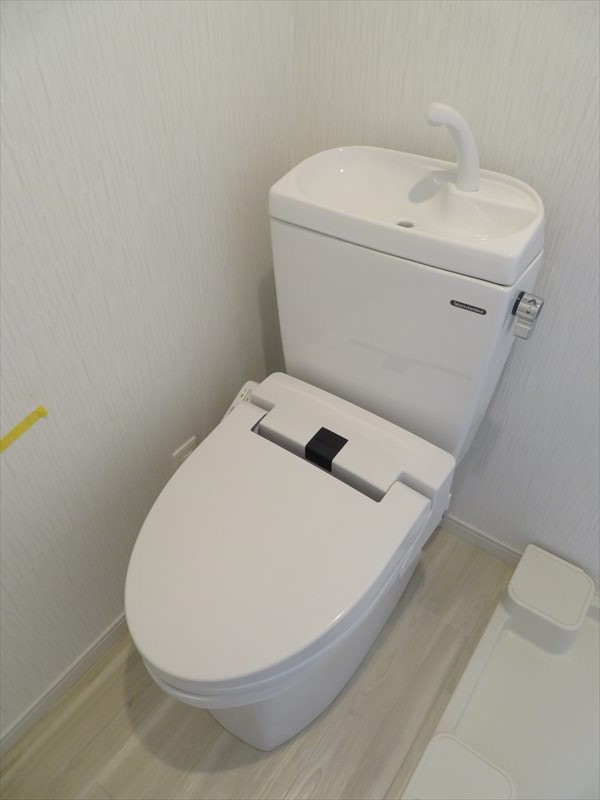 プラチナレジデンス白金台 ロフトのトイレ写真