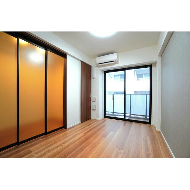 ベルファース八丁堀West 部屋番号:402の居間写真