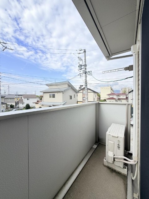 バルコニー　同物件別室のイメージ画像となります　反転した間取りとなります