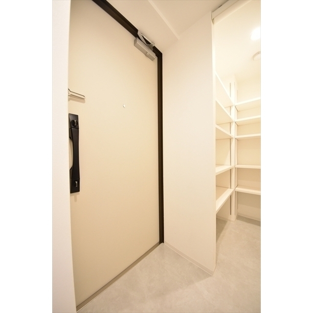 CASA PIAZZA 桜新町の玄関写真