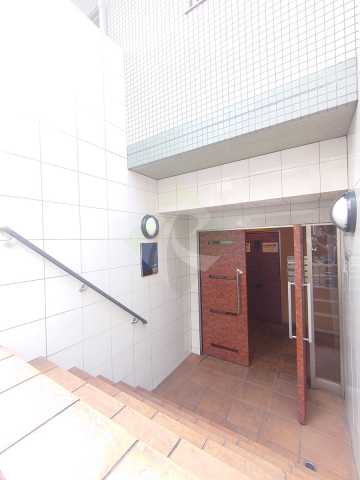 エテルノ高田馬場の外観写真
