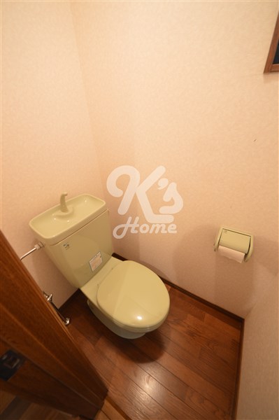 大池町2丁目貸家のトイレ写真