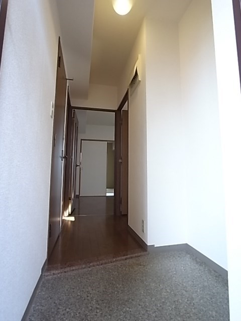 フレンテ灘の玄関写真