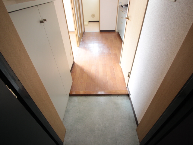 ベルコートII岡本の玄関写真