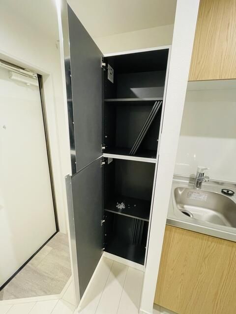 収納　奥行のある収納付です！増えがちな荷物をもスッキリ収納できます