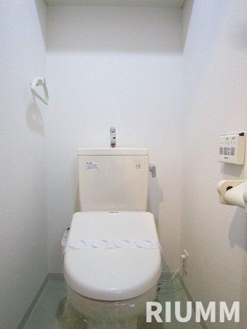 都営三田線 白山駅 徒歩12分 7階建 築24年のトイレ写真