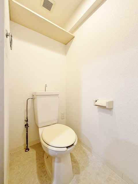 阪急京都線 淡路駅 徒歩4分 7階建 築39年のトイレ写真