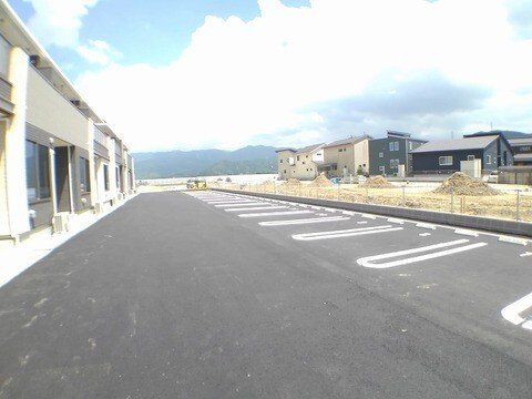 駐車場　駐車場完備です