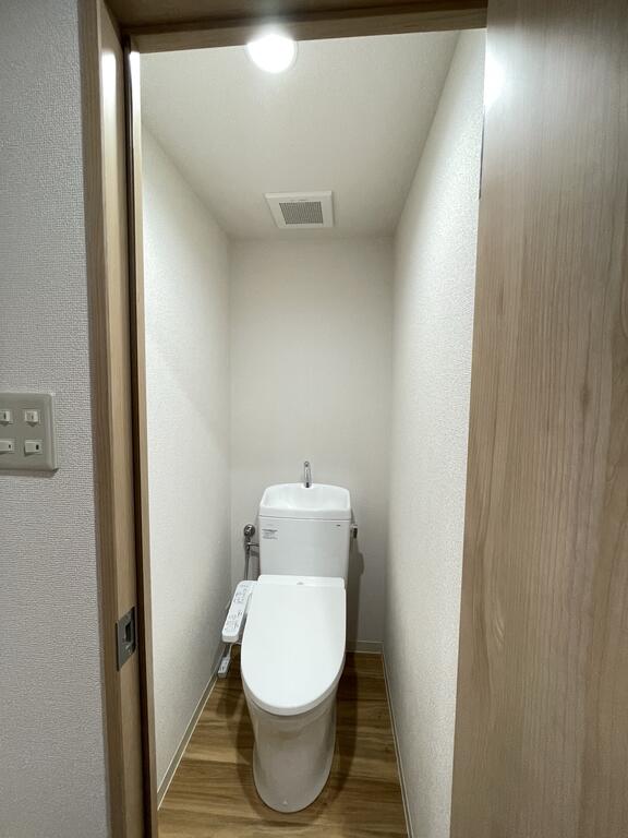 ロイヤル141のトイレ写真