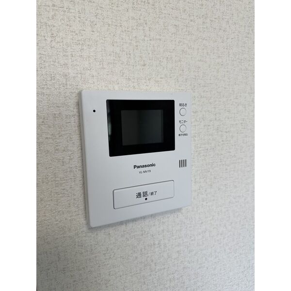 セキュリティ　モニター付きインターホン