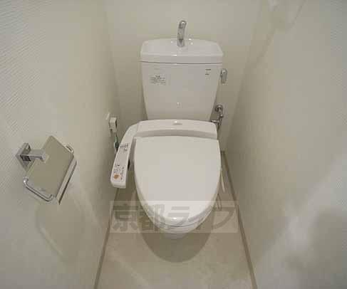 Grand E’terna 京大正門前のトイレ写真