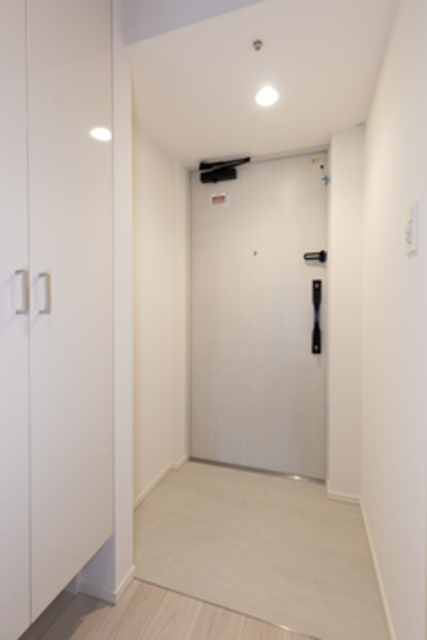 パークアクシス市川の玄関写真