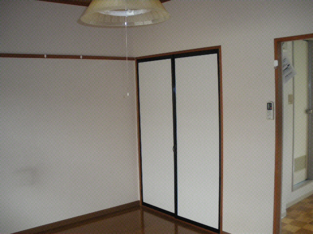 居室・リビング　洋室2