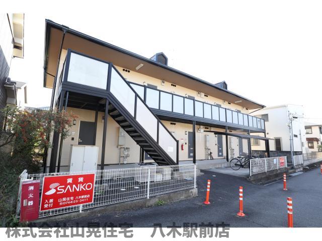 【橿原市木原町のアパートの建物外観】