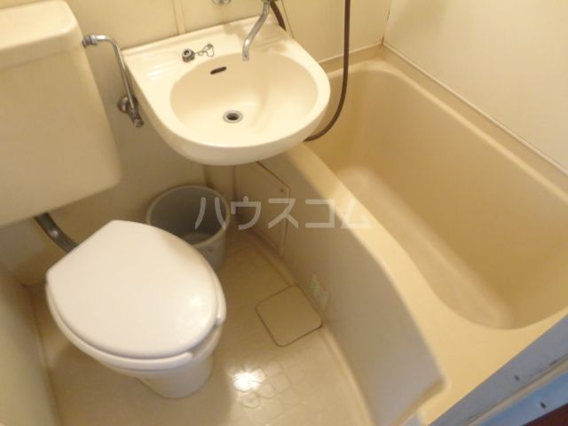 【京都市西京区樫原中垣外のマンションのトイレ】