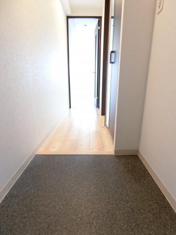 玄関　詳細は、RISUMO江坂本店→06 6155-7137まで♪